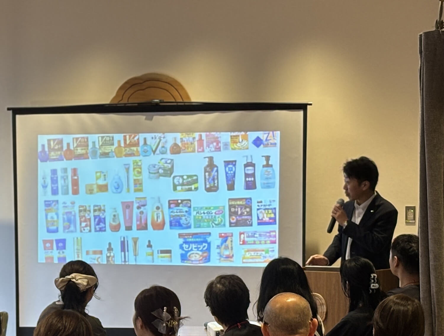 ロート製薬がカフェ&レストラン？！