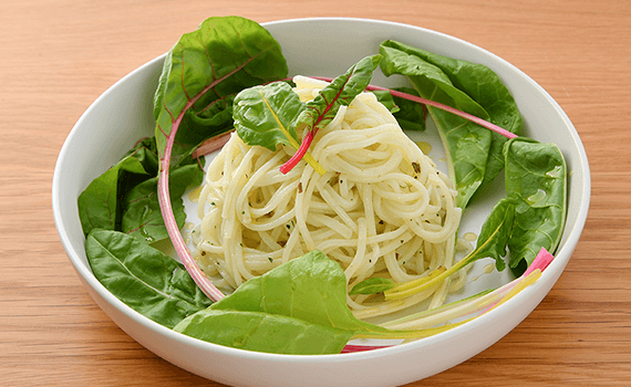 レモンとハーブの葉野菜サラダ素麺の画像