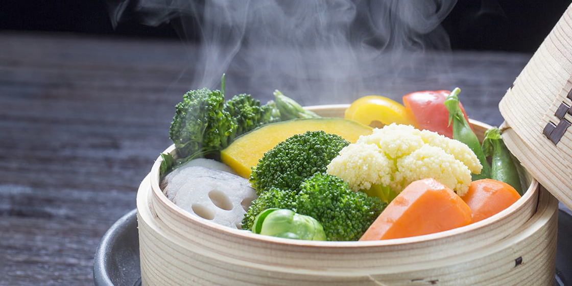 電子レンジで加熱すると野菜の栄養ってどうなる？調理による野菜の栄養